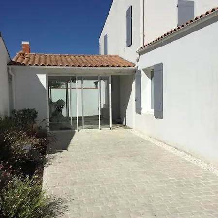 Villa Beautiful Family House With A Large Terrace Saint-Martin-de-Re