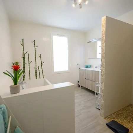 Beautiful Family House With A Large Terrace فيلة