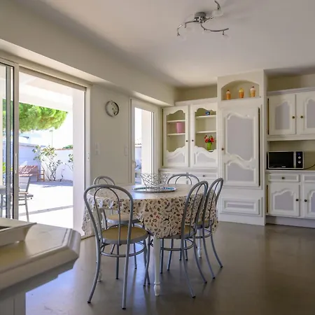 Beautiful Family House With A Large Terrace *