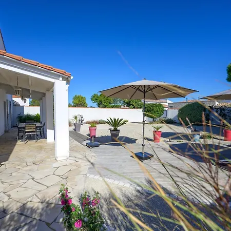 Beautiful Family House With A Large Terrace فيلة *