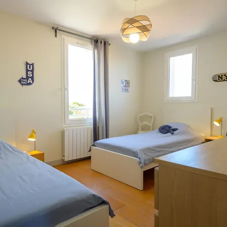 فيلة Beautiful Family House With A Large Terrace سان مارتن دو ر