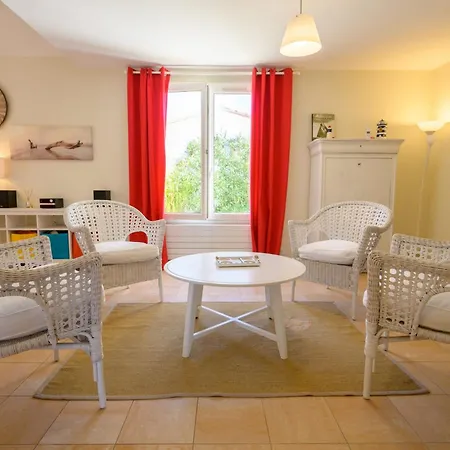 Beautiful Family House With A Large Terrace *